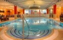 Schwimmbad der gegenüberliegenden Ostseeresidenz Schwimmbad der gegenüberliegenden Ostseeresidenz