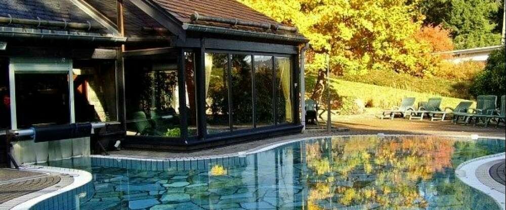 Schwimmbad im Außenbereich