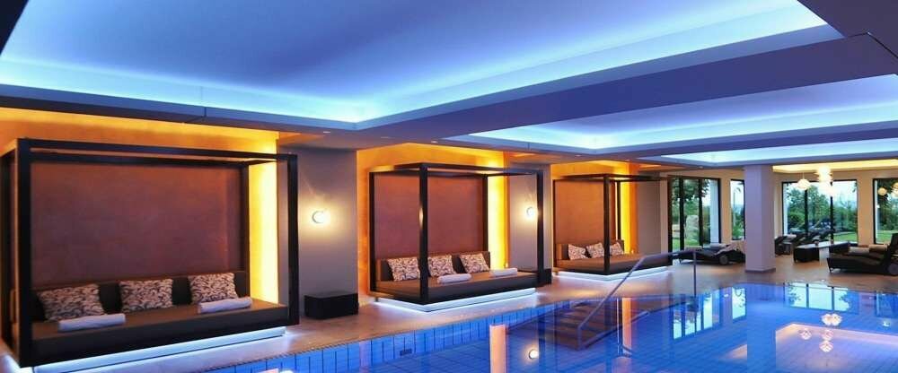 Schwimmbad Schlosshotel Bad Wilhelmshöhe