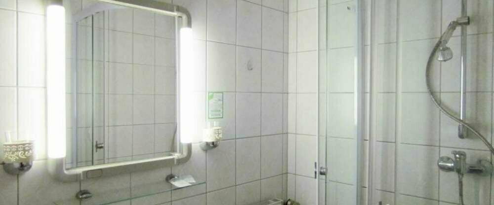 Seeblick Hotel Saalburg - Badezimmer