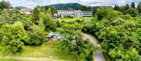 Seehotel am Stausee GmbH - Hotel-Außenansicht, Quelle: Seehotel am Stausee