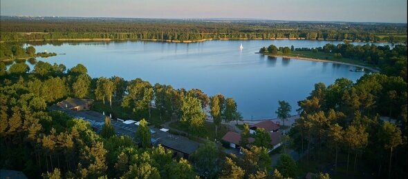 Seehotel am Tankumsee - Hotel-Außenansicht, Quelle: Seehotel am Tankumsee