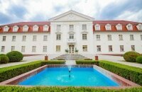 Seehotel Großräschen - Hotel-Außenansicht