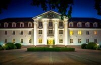 Seehotel Großräschen - Hotel-Außenansicht