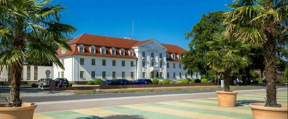 Seehotel Großräschen - Hotel-Außenansicht