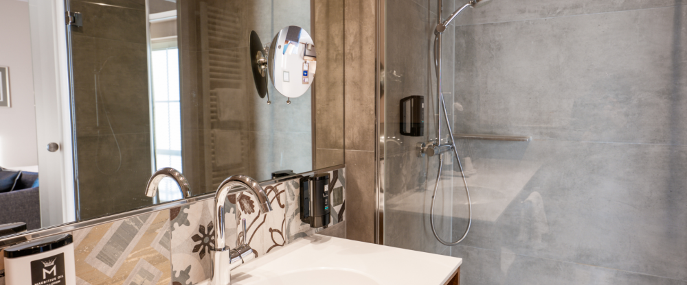 Seehotel Niedernberg - Das Dorf am See - Badezimmer