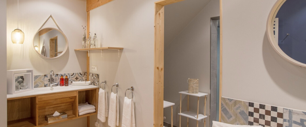 Seehotel Niedernberg - Das Dorf am See - Badezimmer