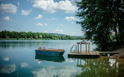 Boot im See

