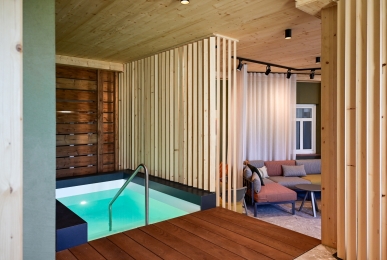 Array, Quelle: Seehotel Niedernberg - Das Dorf am See