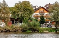 Direkt an der Donau gelegen, der Landgasthof & Restaurant Bootshaus Moser