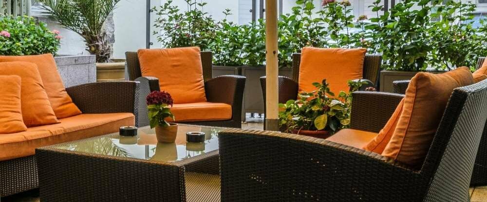 Sitzecke im Innenhof