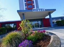 SKYHOTEL Merseburg - Hotel-Außenansicht