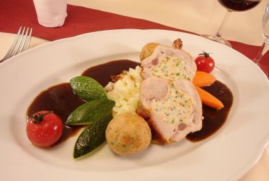 Array, Quelle: Burghotel Staufenberg