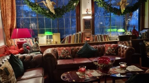 Kaminbar in der Adventszeit