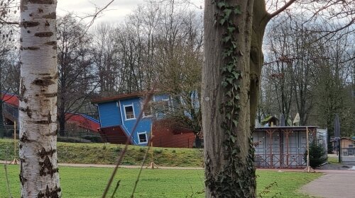 Umgebung:
Schieder See mit Funtastico und Bootshaus, Escape Room, Tretbootverleih und Curlingbahn