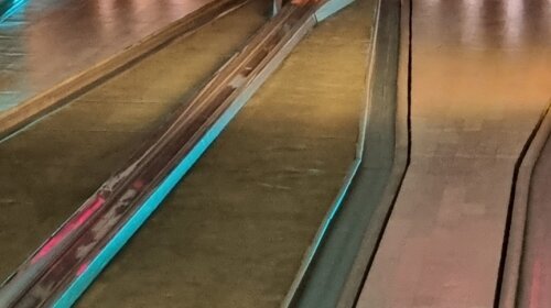 Spaßkegeln auf der hoteleigenen Kegelbahn