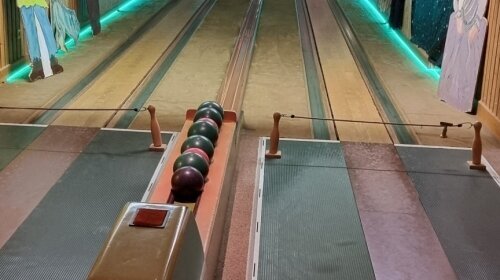 Kegelspaß auf der Kegelbahn
