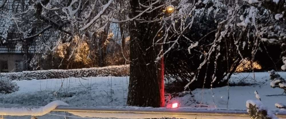 Sonnenhof -Terraseenblick/Garten im Winter