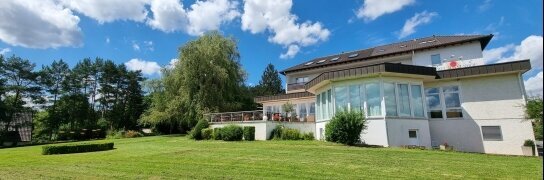 SONNENHOF Aussenansicht / Terrasse, Quelle: Sonnenhof