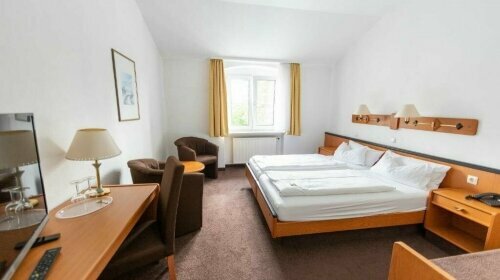 Sonnenhotel Hoher Hahn - Zimmer