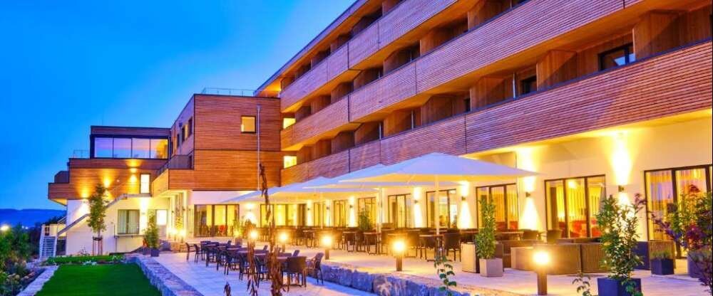 Sonnenhotel Weingut Römmert - Hotel-Außenansicht
