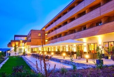 Sonnenhotel Weingut Römmert - Hotel-Außenansicht, Quelle: Sonnenhotel Weingut Römmert