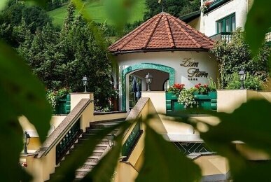 Sonnenhotel Zum Stern - Hotel-Außenansicht, Quelle: Sonnenhotel Zum Stern