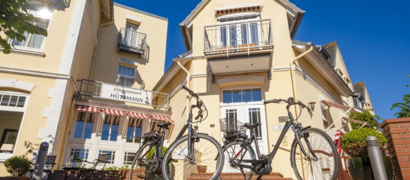 Hotel Hüttmann - Hotel-Außenansicht, Quelle: Hotel Hüttmann