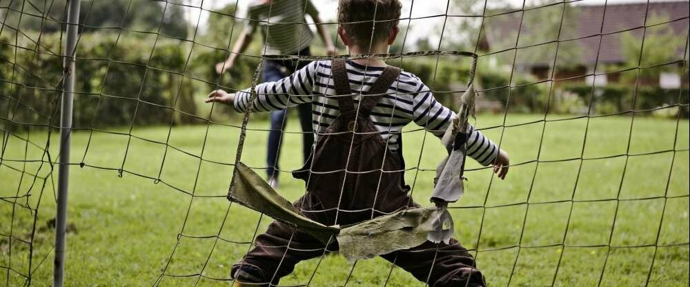 Für unsere kleinen Gäste gibt es auf dem angrenzenden Bauernhof jede Menge zu entdecken: Tiere, Spielplatz, Wald… Oder Sie besuchen einen Ponyhofin im Nachbardorf Walterschen. Täglich neue Abenteuer für Groß und Klein….