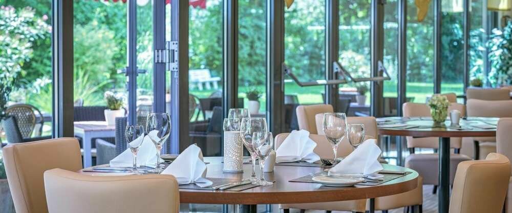 Hier bedienen Sie sich an unserem leckeren und reichhaltigem Frühstücksbuffet!