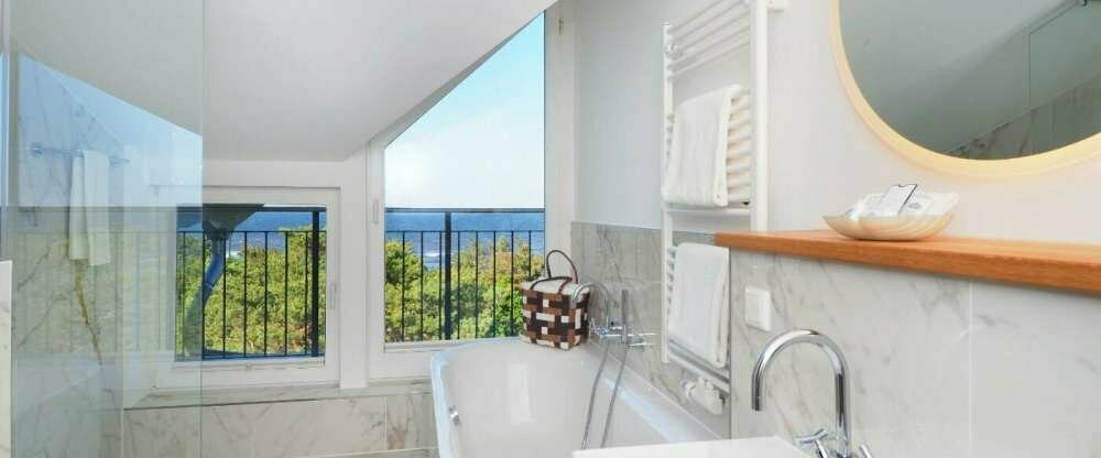 Deluxe See Badezimmer