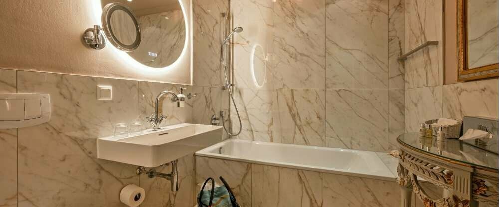 Badezimmer Westgebäude