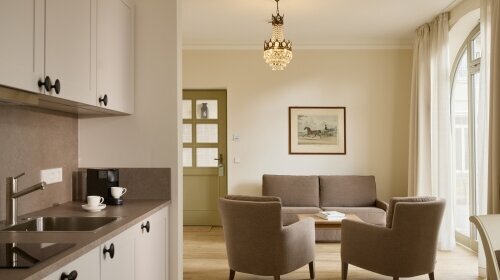 geräumiges Appartement mit getrennten Wohn- & Schlafbereich im Kutscherhaus - mit eigener Terrasse