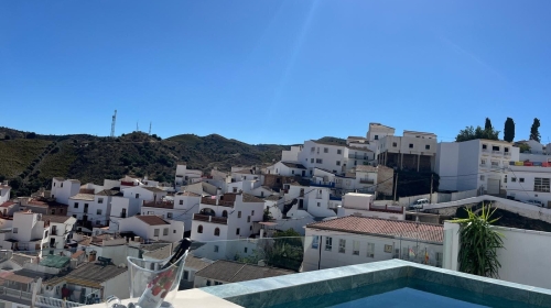 Suite LIPA Private POOL