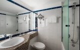 Sunday Hotel Wismar - Badezimmer