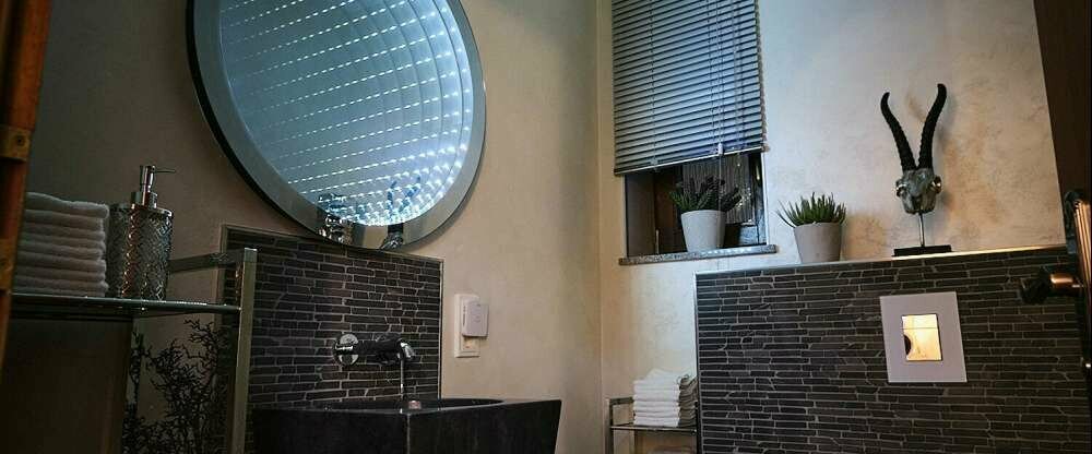 Sweet Poison Rooms - Badezimmer