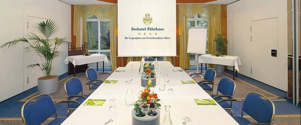 Das Seehotel Fährhaus hat einen 320 qm großen Bankett & Tagungsbereich. Mit bis zu 9 Einzelräumen kann nahezu jede Art von Veranstaltung bis 200 Personen mühelos ausgerichtet werden.