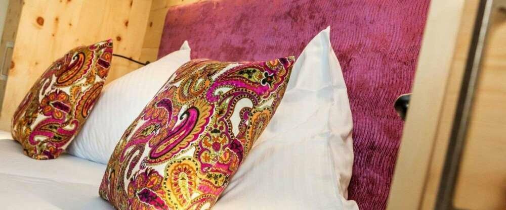 Talblick Zirbenzimmer