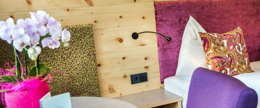 Talblick Zirbenzimmer