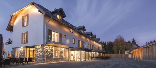 Tannenhaus Hotel Außenansicht, Quelle: Tannenhaus Hotel · Restaurant