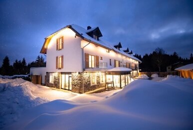 Tannenhaus Hotel Außenansicht, Quelle: Tannenhaus Hotel · Restaurant