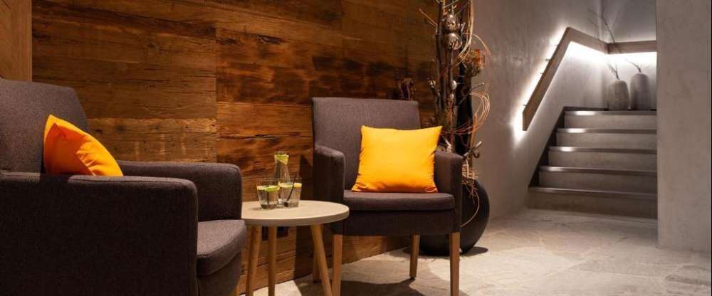 Tannenhaus Hotel · Restaurant - Hotel-Innenansicht