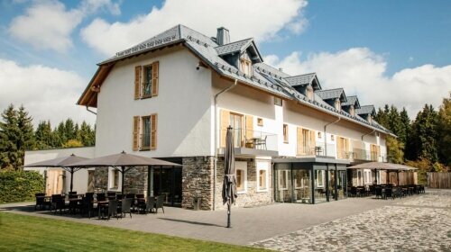 Tannenhaus Hotel · Restaurant - Terrasse/Außenbereich