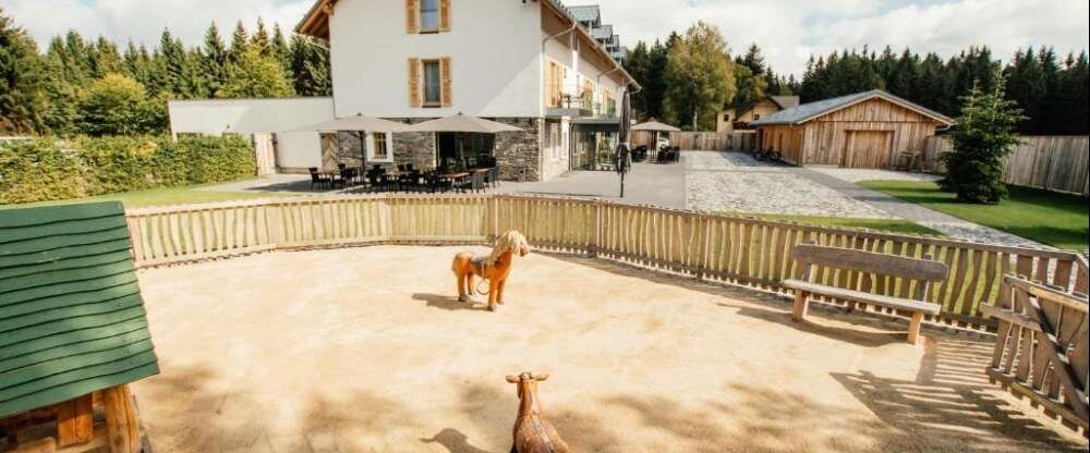 Tannenhaus Hotel · Restaurant - Terrasse/Außenbereich