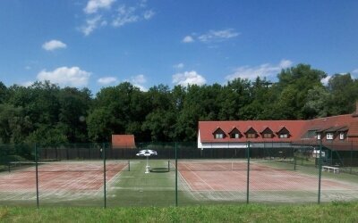 Tennisplatz