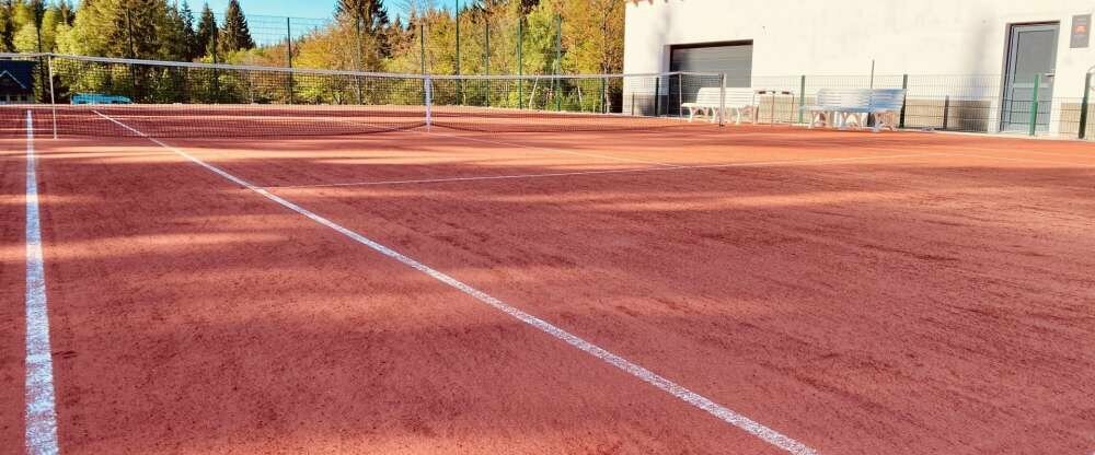 Tennis direkt am Hotel