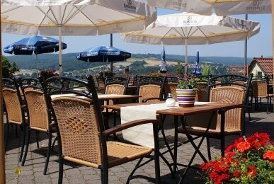 Array, Quelle: Burghotel Staufenberg