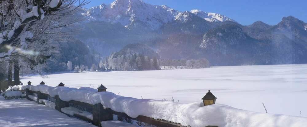 (c) Seehotel Grauer Bär