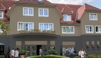 The Great North - Holsten Therme Resort Hotel - Hotel-Außenansicht