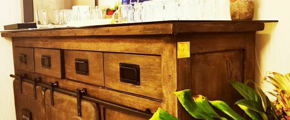 Tee- und Wasserstation im Ruhebereich